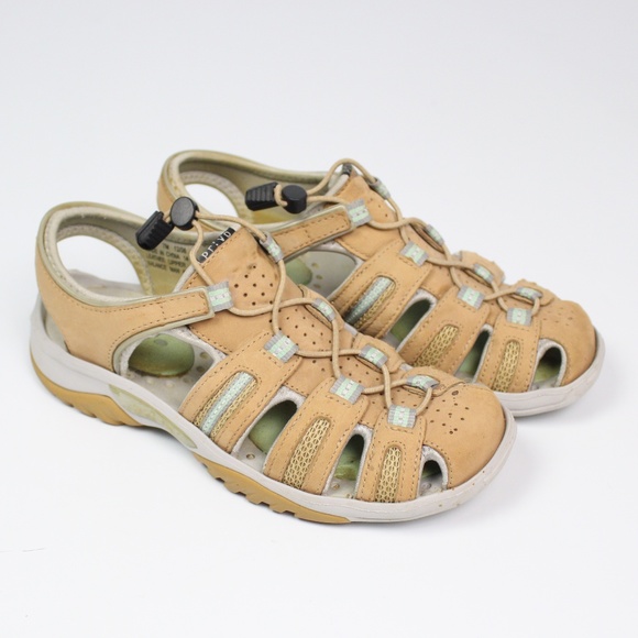 clarks privo fisherman sandals